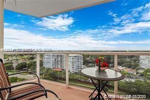 1425e-1351 Ne Miami Gardens Dr, Miami, FL, 33179-4719 | Card Image