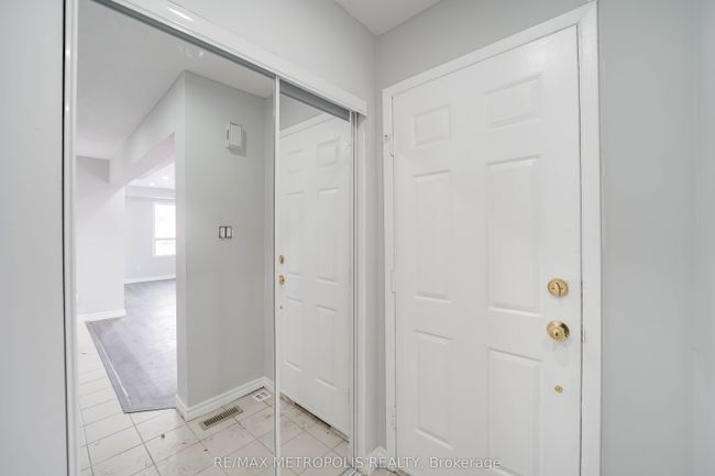 1927 Parkside Dr, House other with 5 bedrooms, 4 bathrooms and 2 parking in Pickering ON | Image 17