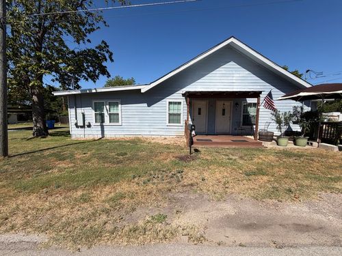a-211 Shaw St, Taylor, TX, 76574-2861 | Card Image