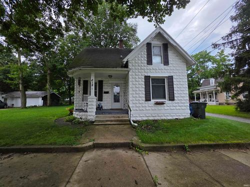 818 Pearl St, Plymouth, IN, 46563-2847 | Card Image