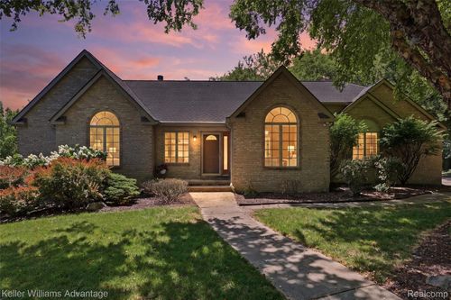 7498 Quail Ridge Dr, Dexter, MI, 48130-9340 | Card Image