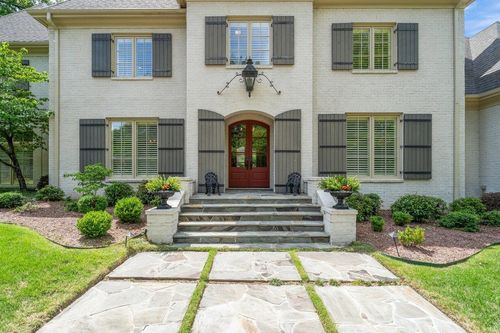 2301 Caylors Woods Cv, Germantown, TN, 38138 | Card Image