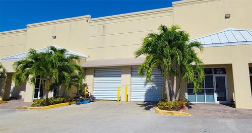 5517-5501 N Nob Hill Rd, Sunrise, FL, 33351-4708 | Card Image