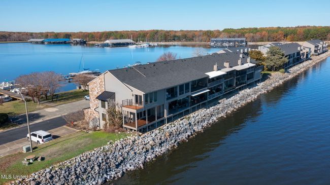 67-web-or-mls-80 Breakers-64 | Image 67