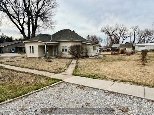 408 W Cedar St, Doniphan, NE, 68832 | Card Image