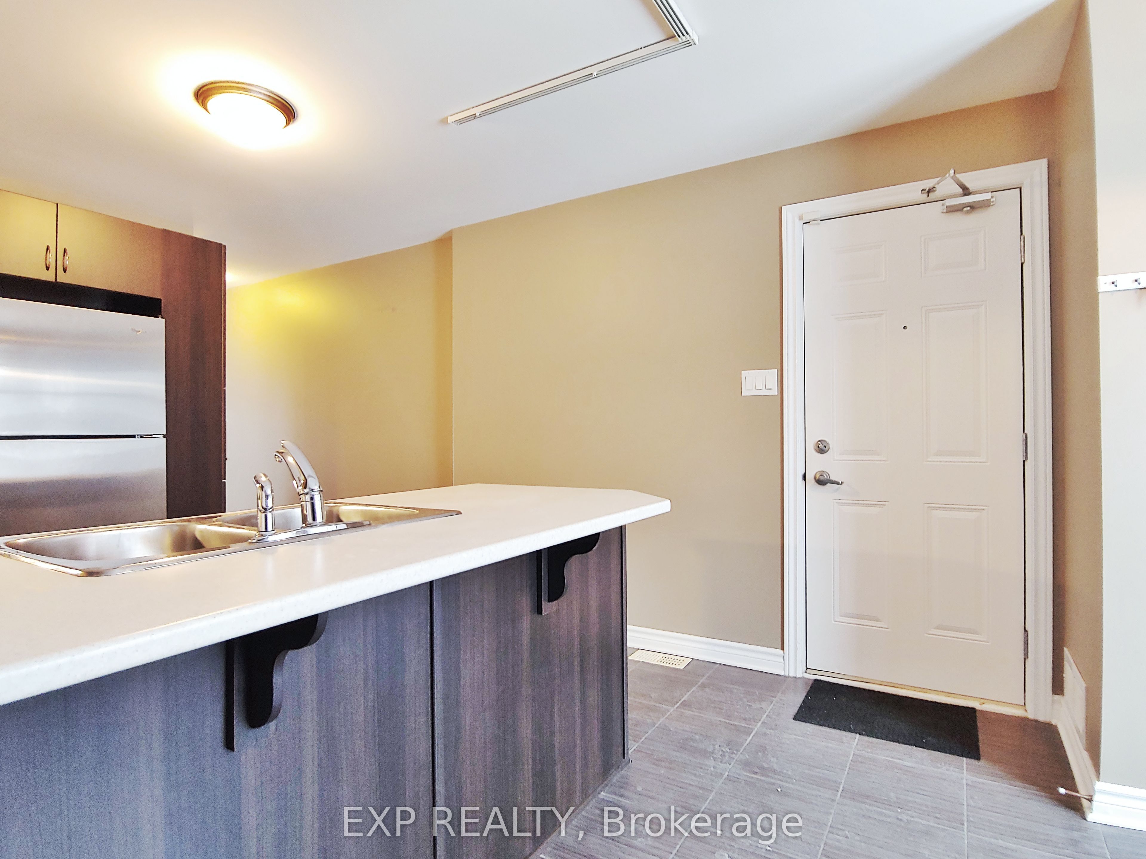 Residential in Barrhaven 3