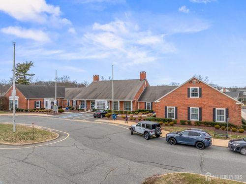 ste-190-1 Rossmoor Dr, Monroe, NJ, 08831-1596 | Card Image