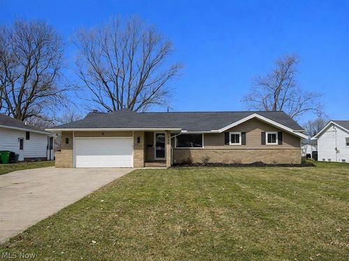 848 Stanwell Dr, Highland Heights, OH, 44143-3206 | Card Image