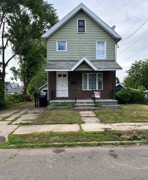 21 North St, West Haven, CT, 06516-4744 | Card Image