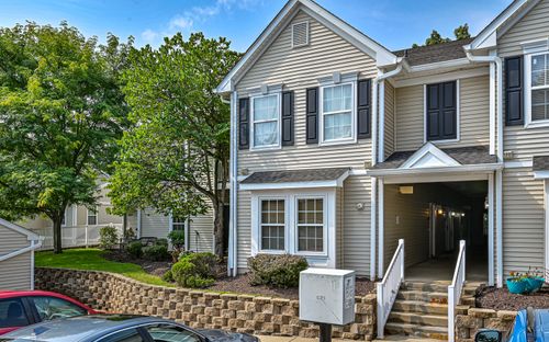 2101 Lenox Oval, Pittsburgh, PA, 15237-1669 | Card Image