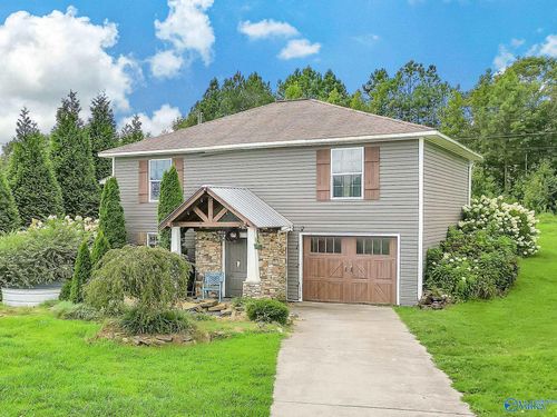 86 Arrington Dr, Boaz, AL, 35957-6332 | Card Image