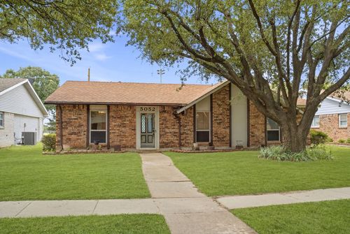 5052 Arbor Glen Rd, The Colony, TX, 75056-2526 | Card Image