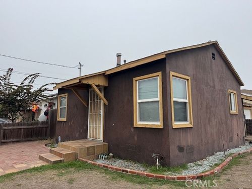 1639 E Hungerford St, Long Beach, CA, 90805-4237 | Card Image