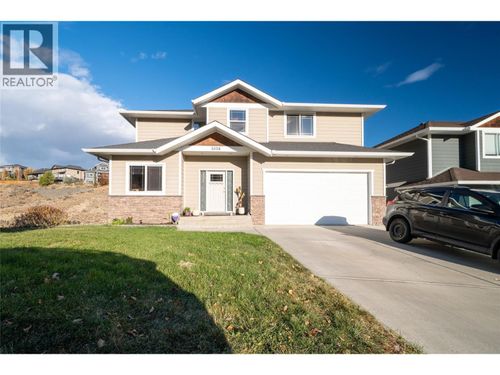 2038 Stagecoach Dr, Kamloops, BC, V2B0A7 | Card Image