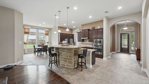 3318 Jasons Way, Marion, TX, 78124-1373 | Card Image