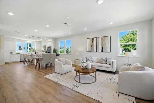 1999 Dobbin Dr, San Jose, CA, 95133 | Card Image