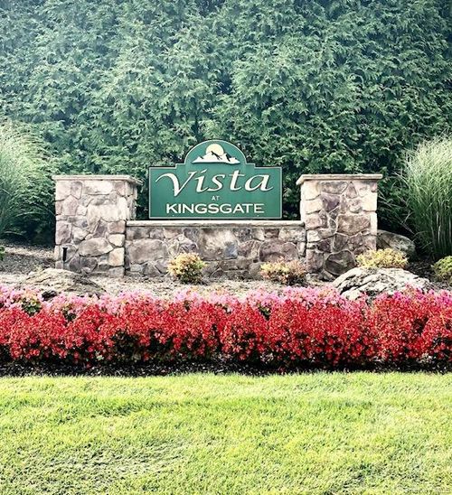40-40 Chester Ln, Nanuet, NY, 10954-3836 | Card Image