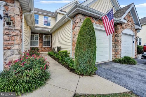 1403 Lexington Way, MORGANTOWN, PA, 19543-8802 | Card Image