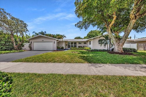 611 N Highland Dr, Hollywood, FL, 33021-6013 | Card Image