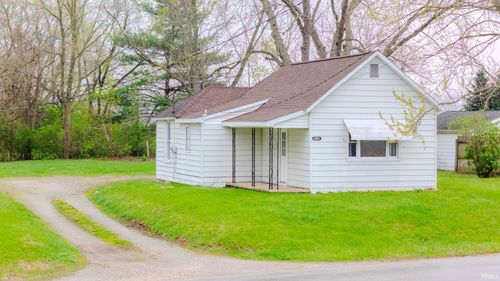 2863 S 700 W, Wabash, IN, 46992-8413 | Card Image