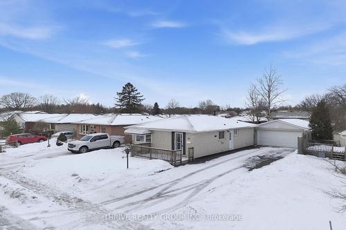 64 Jena Cres, London, ON, N5V1L4 | Card Image