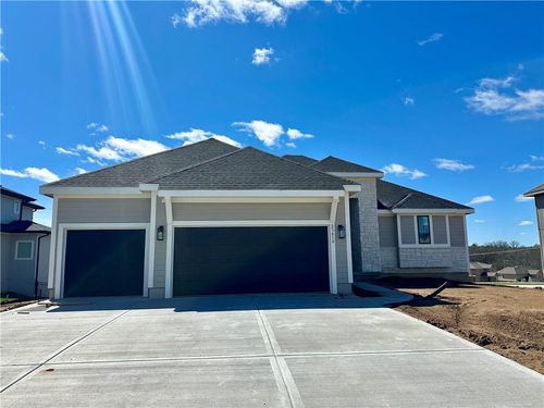 23819 W 59th Ter, Shawnee, KS, 66226-2904 | Card Image