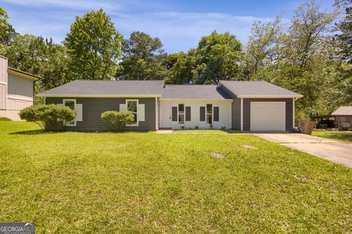 589 Wilmont Dr, Jonesboro, GA, 30238-4832 | Card Image