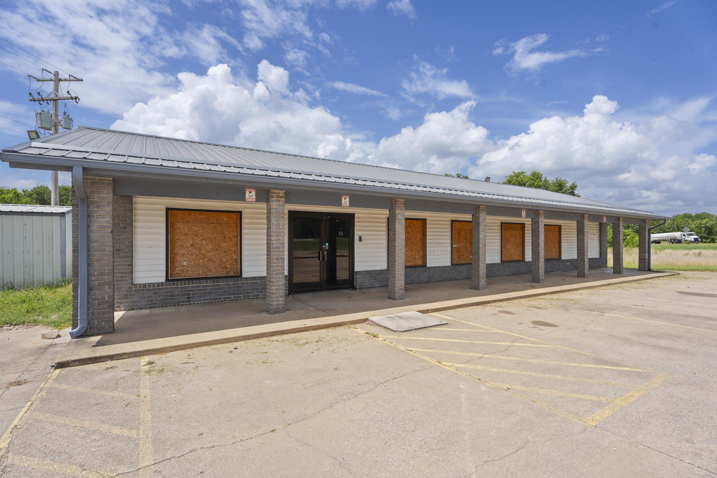 65490 E 290 Rd, Grove, OK 74344
