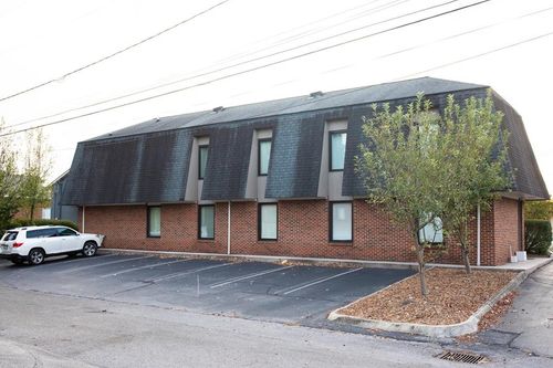 221 N Oak Ave, Cookeville, TN, 38501 | Card Image