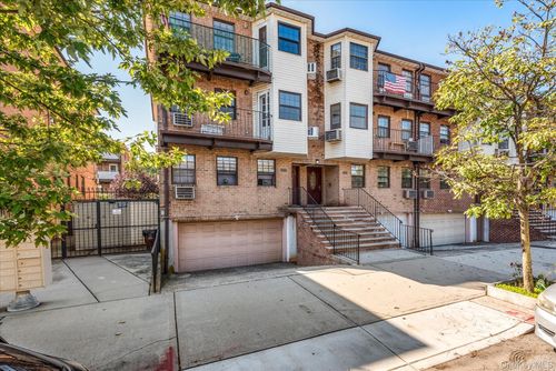 fl-3-26-151 E 79th St, New York, NY, 10075-0564 | Card Image