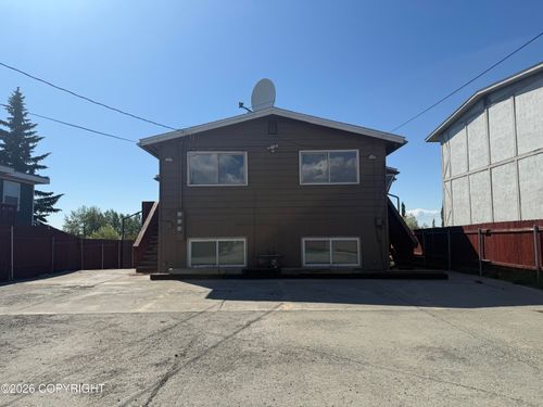 519 Bragaw St, Anchorage, AK, 99508-2124 | Card Image