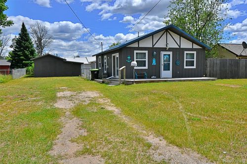 1104 Tanglewood Drive, Richfield Township, MI, 48656 | Card Image