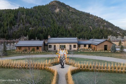 708 E Fork Rd, Hailey, ID, 83333-5221 | Card Image