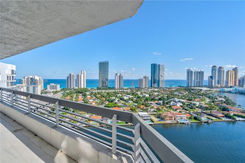 apt-3008-19101 Mystic Pointe Dr, Aventura, FL, 33180-4523 | Card Image