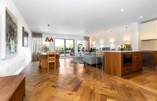 6g-220 W West 148th St, New York, NY, 10039 | Card Image