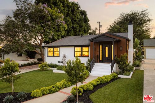 8421 Airlane Ave, LOS ANGELES, CA, 90045-3020 | Card Image