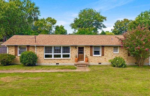 167 Roberta Dr, Hendersonville, TN, 37075-5321 | Card Image
