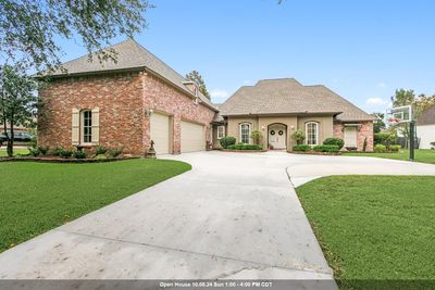 40203 Dove Estates Ct, House other with 4 bedrooms, 4 bathrooms and null parking in Gonzales LA | Image 1