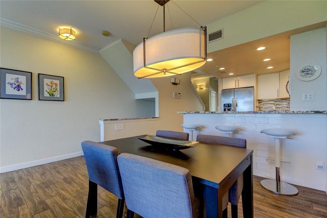 Dining Area | Image 14