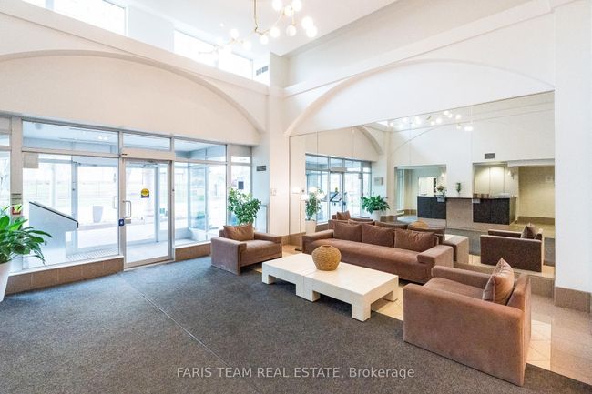 806 - 88 Palace Pier Crt, Condo with 2 bedrooms, 2 bathrooms and 1 parking in Etobicoke ON | Image 4