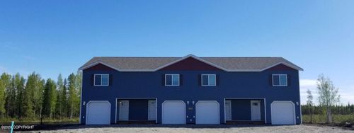 b-2000 Sunlit Fields Ct, North Pole, AK, 99705 | Card Image