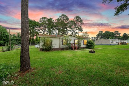 8256 Sophie Ln, Greenwood, LA, 71033-3404 | Card Image