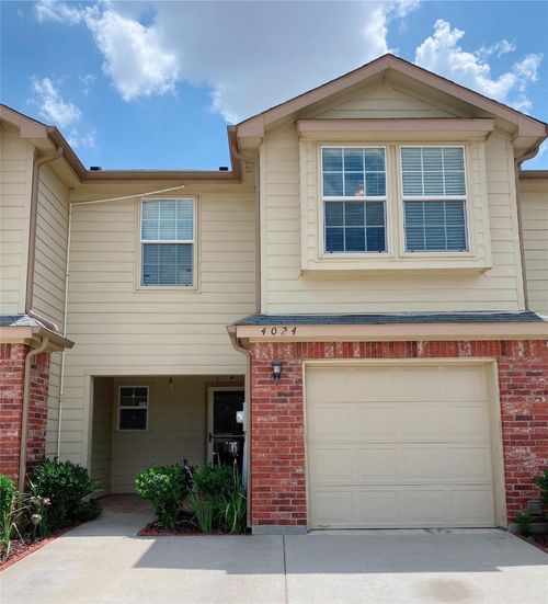 4024 Vista Mar Dr, Euless, TX, 76040-3469 | Card Image