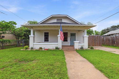 206 S Pendell Ave, Cleburne, TX, 76033-4714 | Card Image