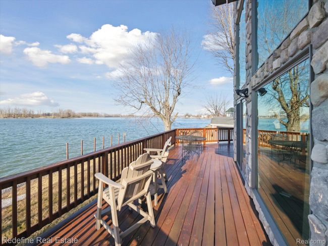 6730 Lakeshore Dr, House other with 3 bedrooms, 3 bathrooms and null parking in Newport MI | Image 5