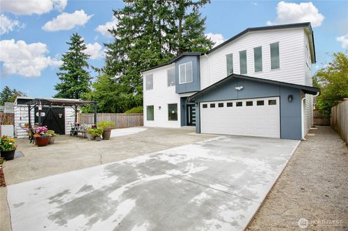 12236 77th Ave S, Seattle, WA, 98178-4403 | Card Image