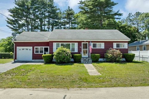 21 Acton St, Nashua, NH, 03060-4458 | Card Image