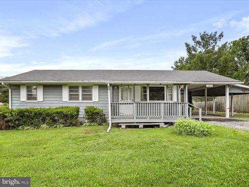1424 Locust St, Front Royal, VA, 22630-4621 | Card Image
