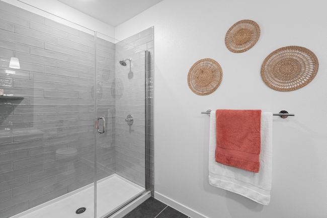 Walk-in Shower Primary Bath | Image 21