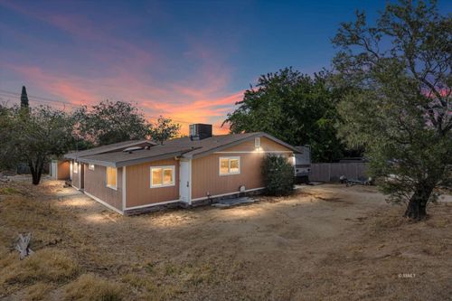 5509 Isabel Dr, Weldon, CA, 93283-9649 | Card Image